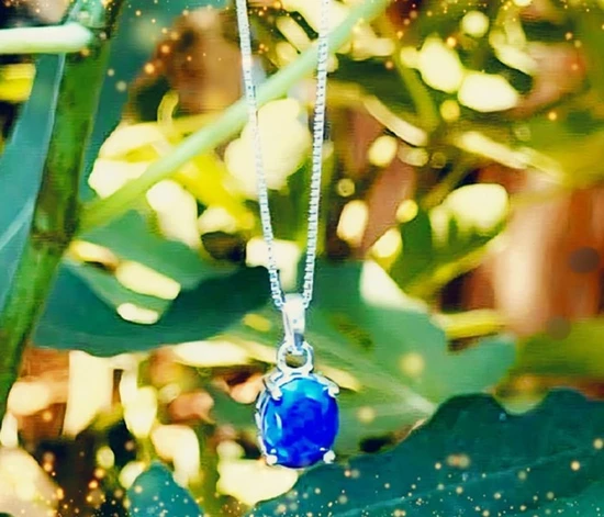 דגם שושן אבנים שוהם שחור ספיר כחול יהלום קוורץ שקוף